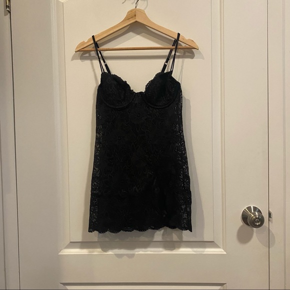 Victoria’s Secret Vintage Lace Chemise - Picture 2 of 3